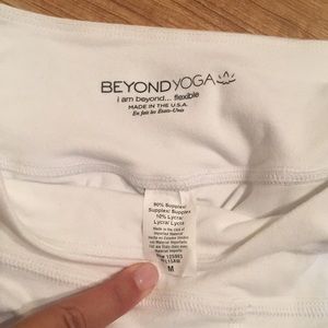 Beyond Yoga White Capris